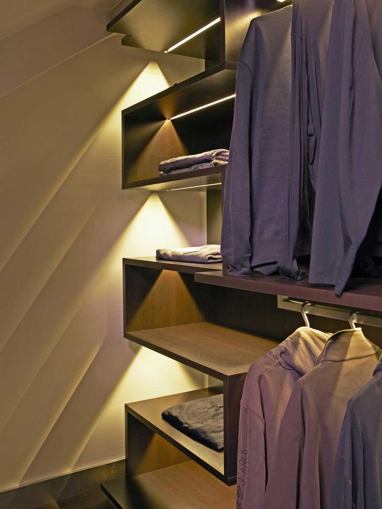 designer-wardrobe-lights-inbuilt-in-gurgaon